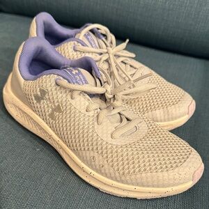 Under Armour Sneakers
